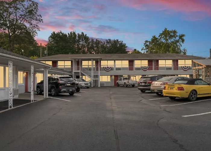 Grand Traverse Motel